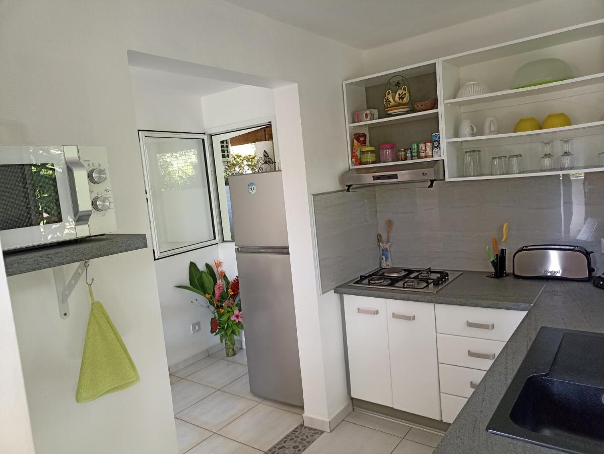 Bungalow Milo Bouillante Luaran gambar